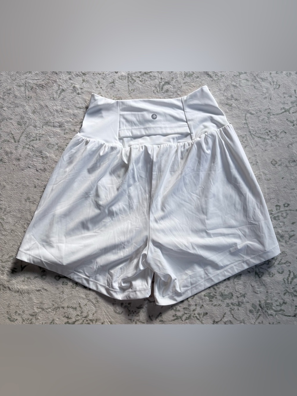 NWT Halara Softleyzero Airy Double Lined Shorts- Medium Long - Picture 2 of 4